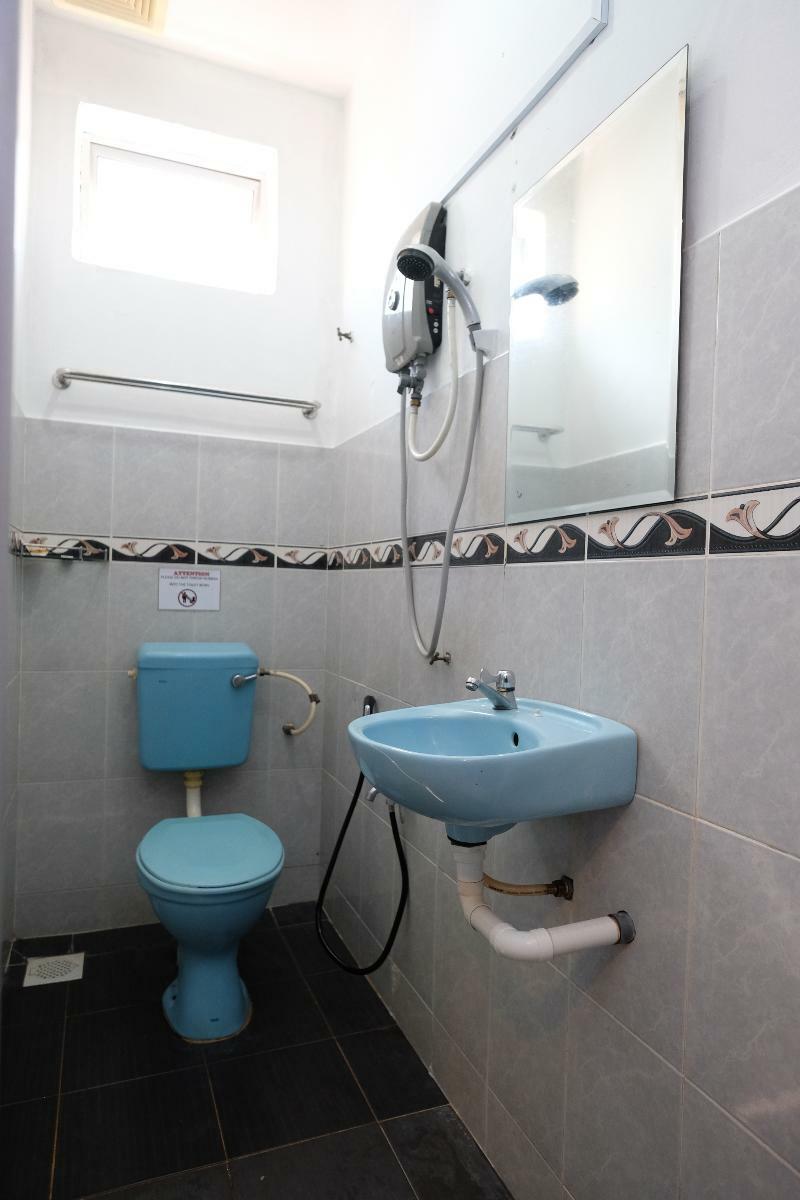 OYO 603 Sri Padang Inn Kuantan Bagian luar foto